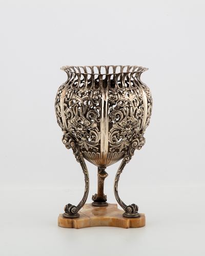 Antico Vaso Tripode