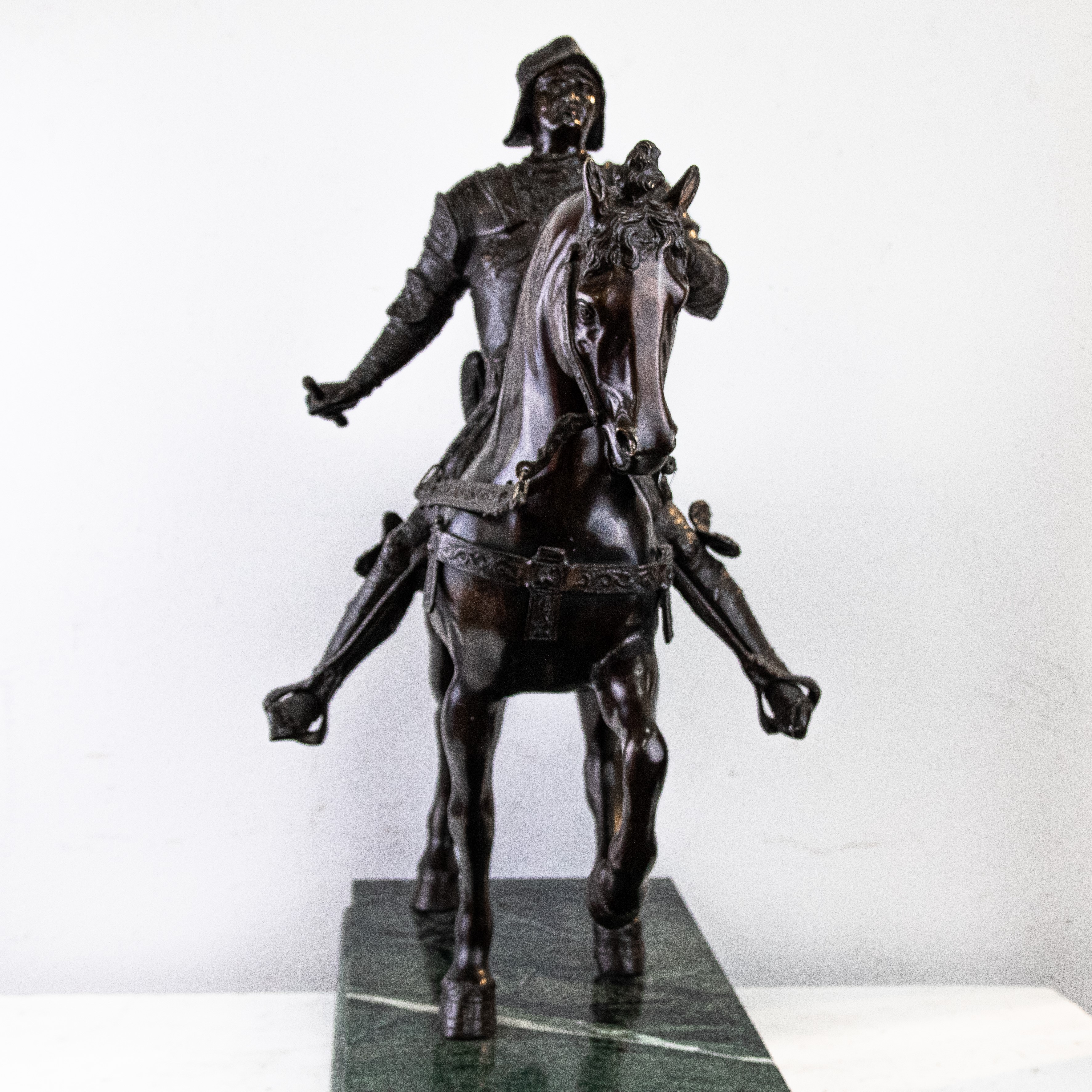 Statua Equestre di Bartolomeo Colleoni in Bronzo con Base in Marmo. Secolo XIX