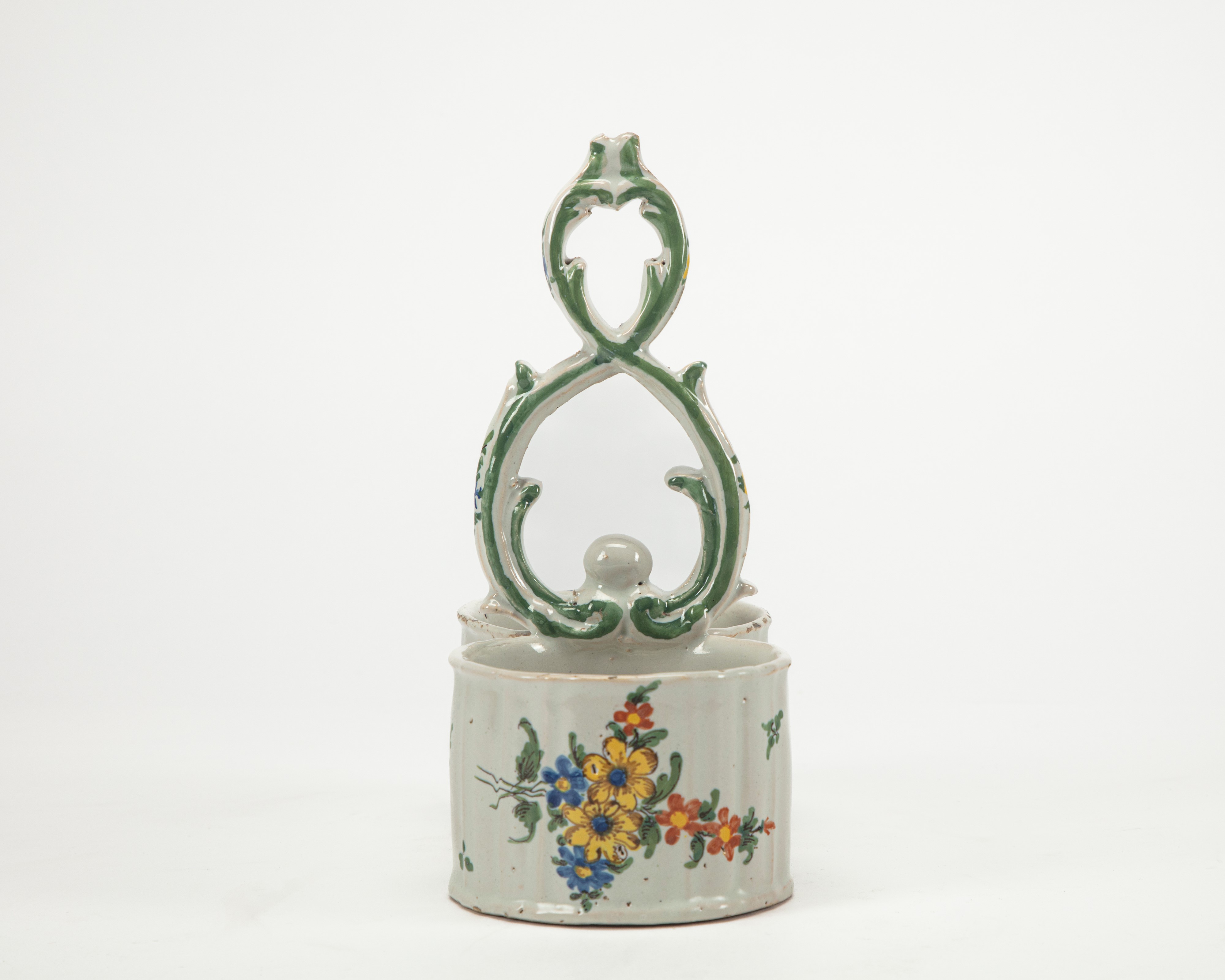 Oliera in Maiolica Decorata in Policromia a Motivi Floreali, Manifattura di Faenza, Seconda Metà ...