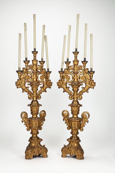 Coppia di Candelabri in Legno Intagliato e Dorato, Secolo XIX