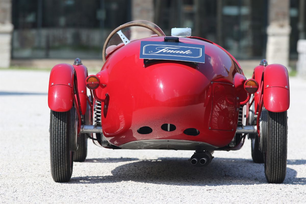 Giaur - 750 Sport