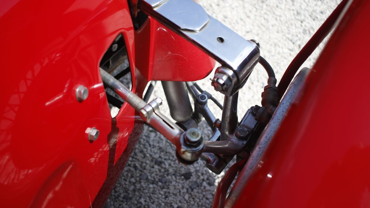 Giaur - 750 Sport