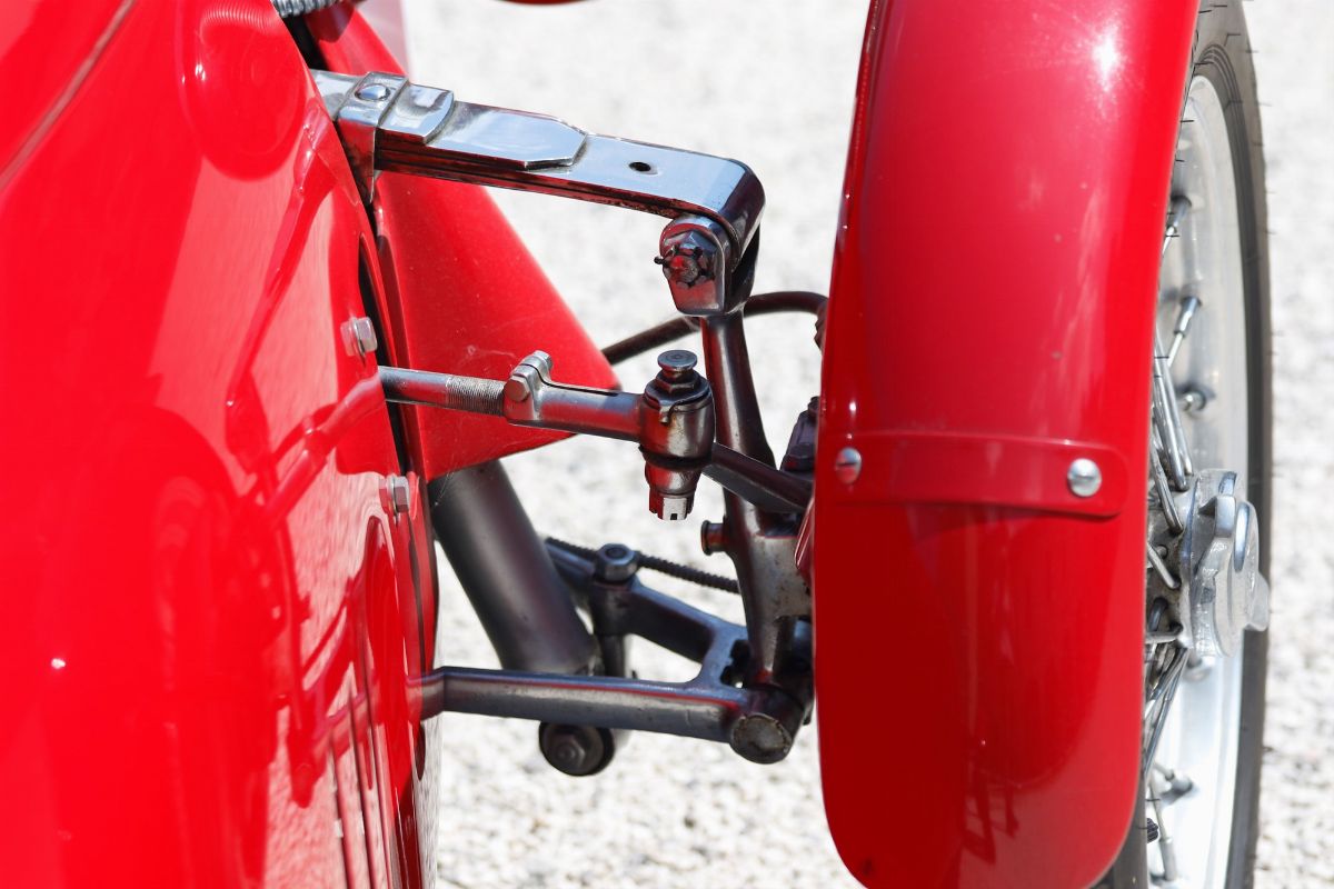 Giaur - 750 Sport