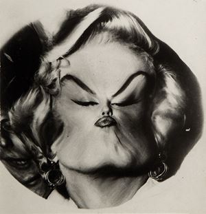 Weegee - Marilyn Monroe (Distorsion)