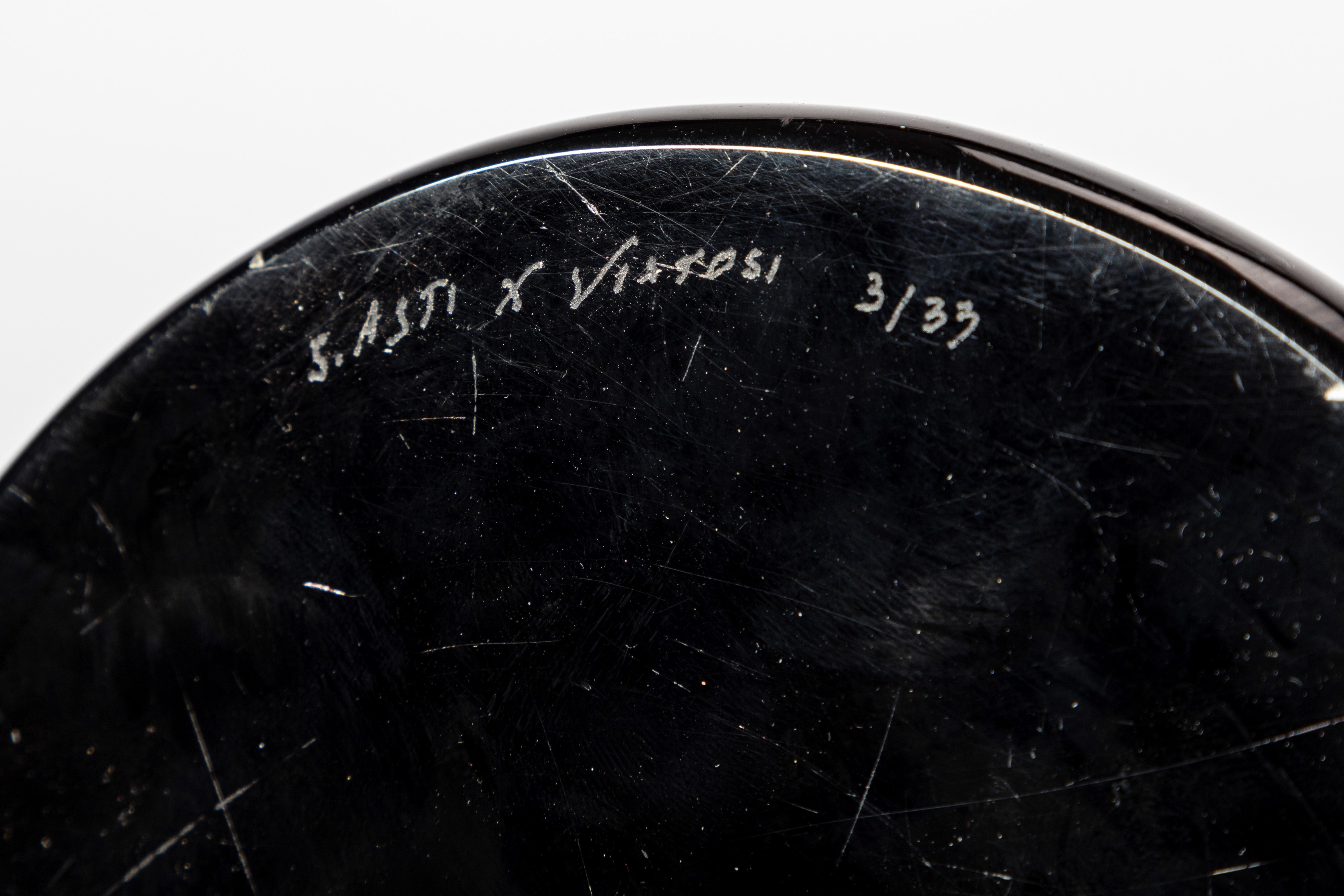 Vaso, modello Lingam