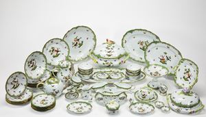 Servizio in porcellana policroma da sei. Manifattura di Herend, modello "Rothschild bird", secolo XX/XXI