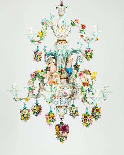 Lampadario a Due Ordini in Porcellana Policroma. Manifattura di Meissen, Secolo XIX