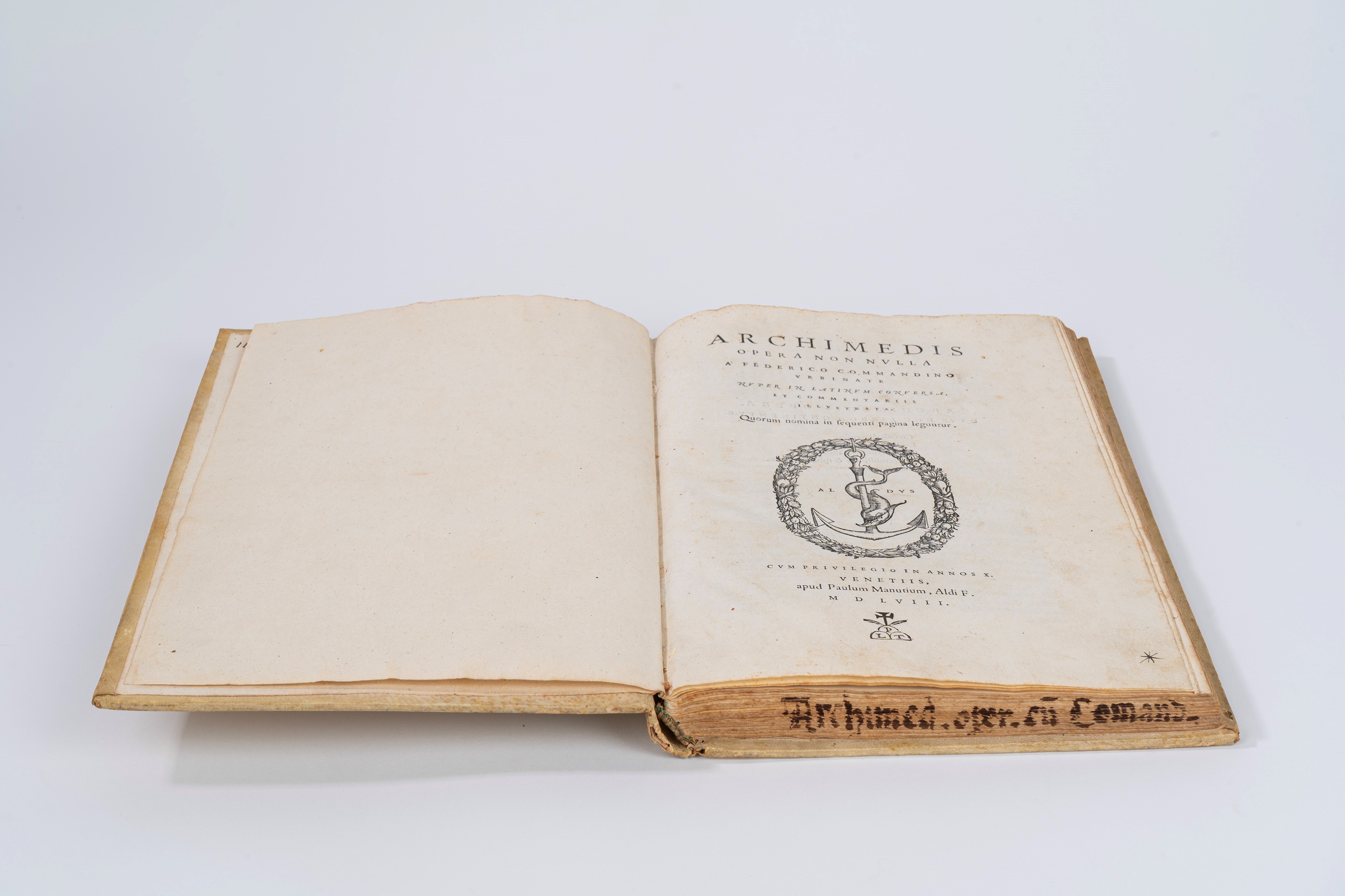 Archimedis Opera non nulla à Federico Commandino Urbinate nuper in Latinum conversa, et commentar...