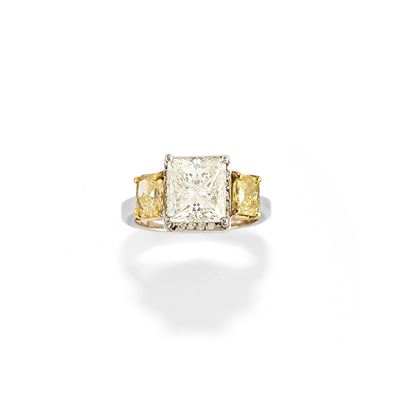 Anello con Diamanti Fancy