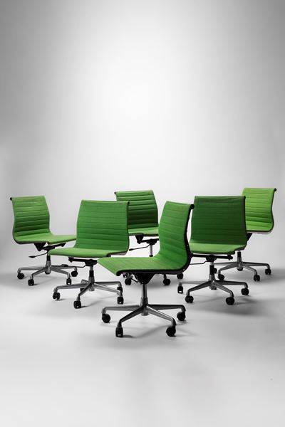 Set di Sei Sedie Modello Aluminium Chairs Modello No. Ea 117