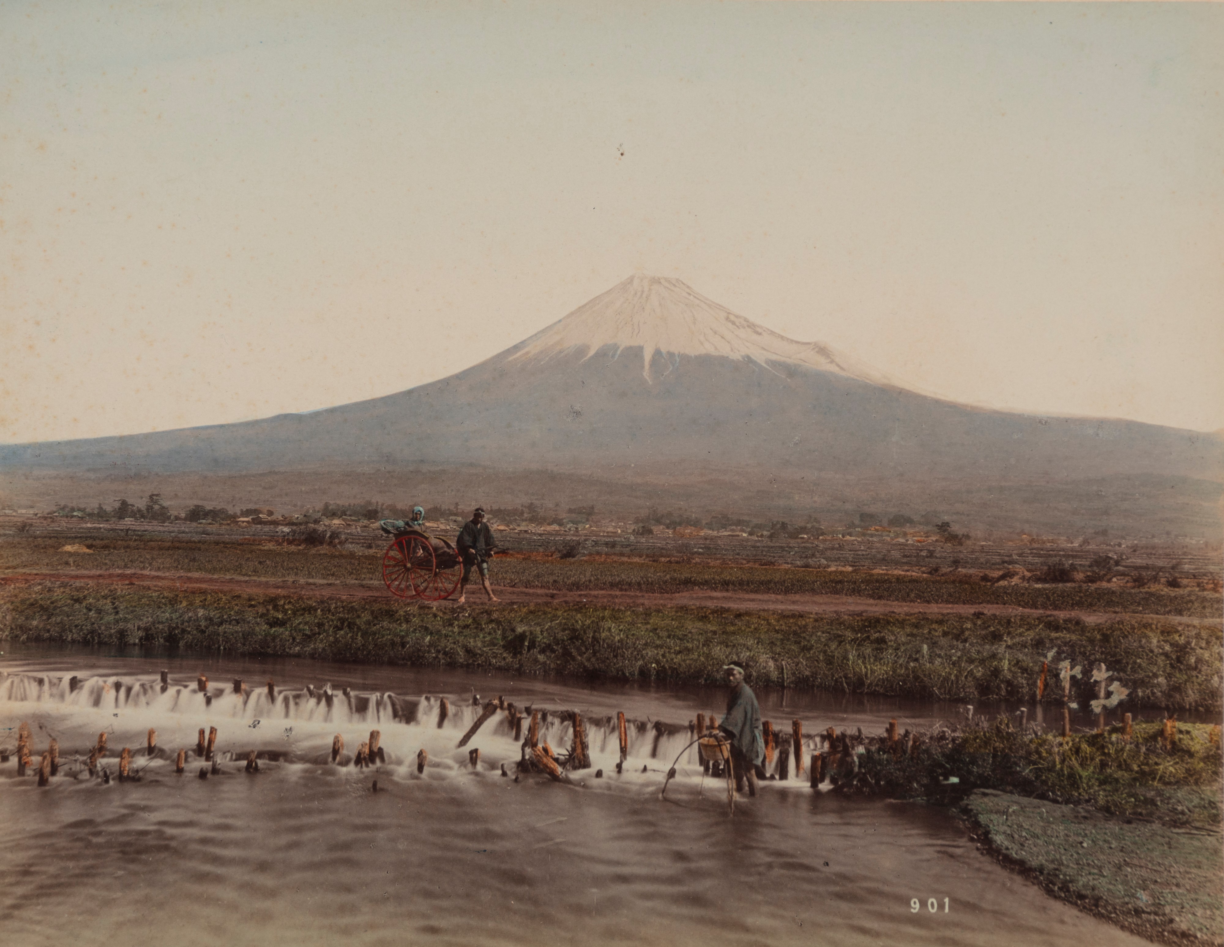 Kimbei Kusakabe - Fujiyama From Maita Village, At Tokaido ; Jinrikishia
