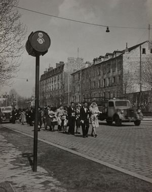 Doisneau Robert - Untitled (Wedding procession)