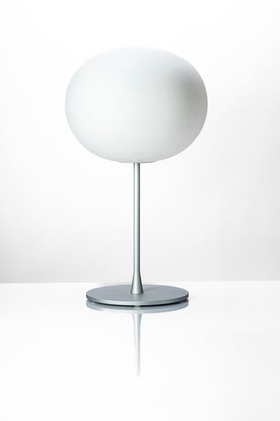 Grande Lampada da Tavolo Modello Glo-ball