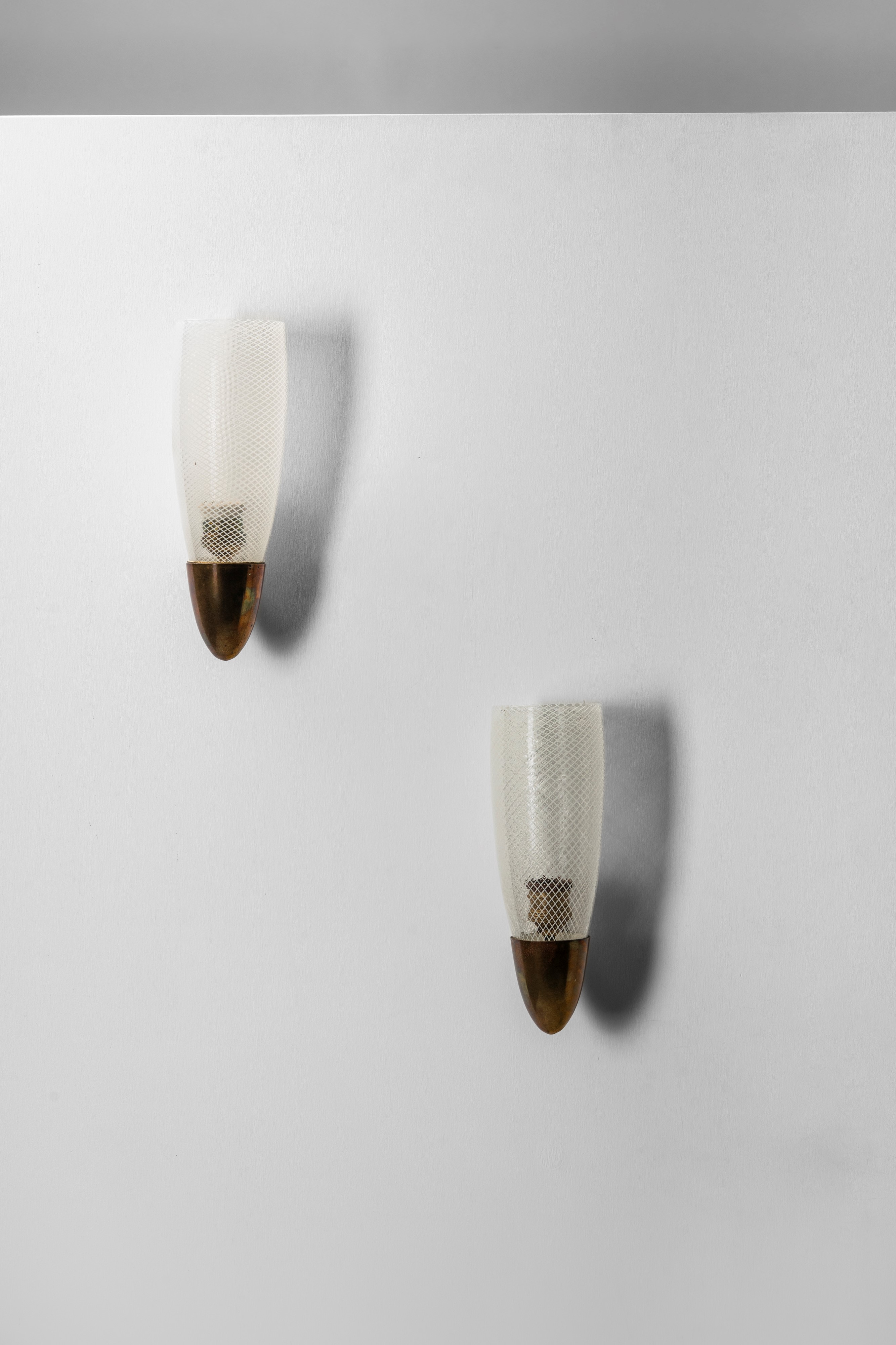 Coppia di lampade da parete modello no. 453