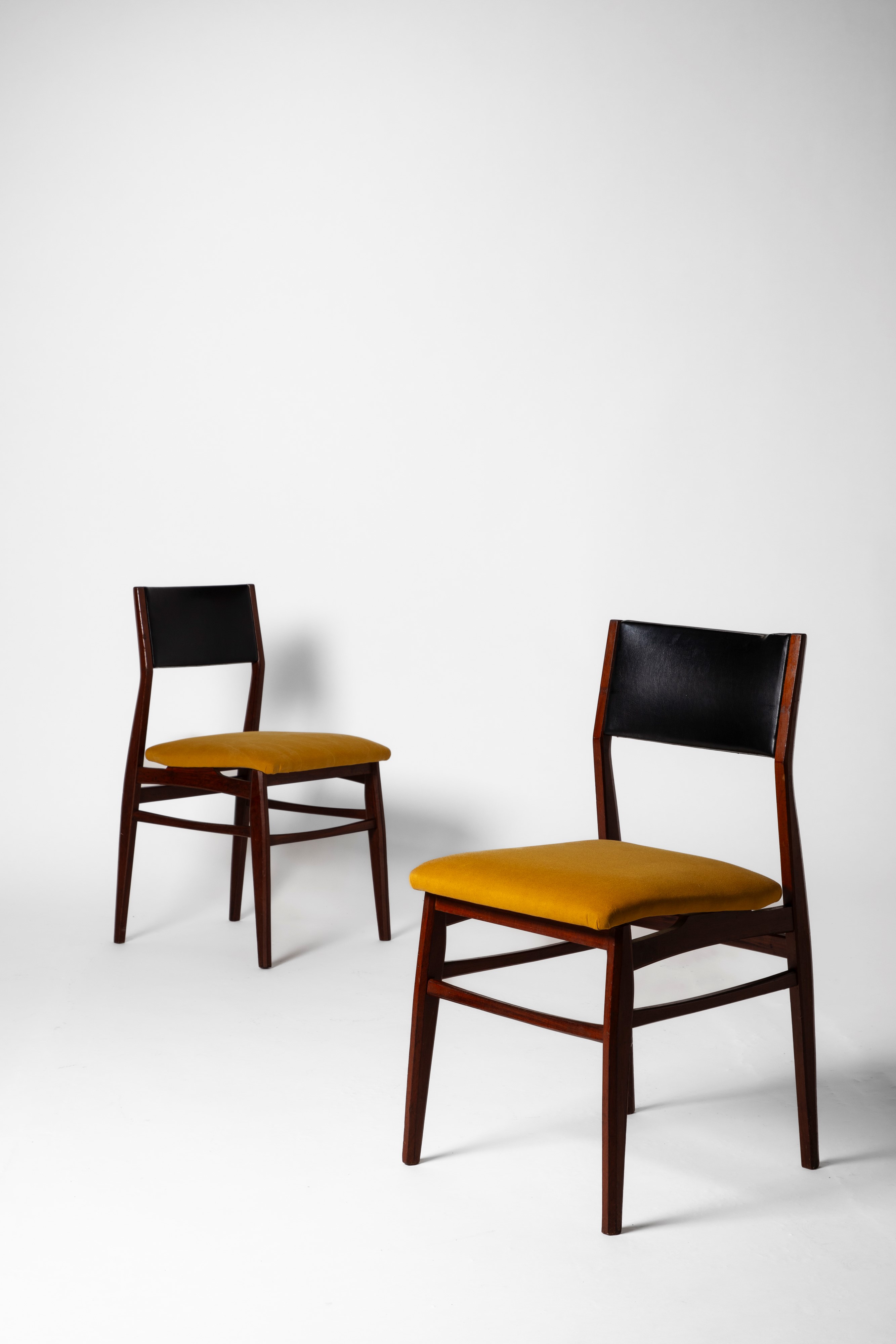 Set di quattro sedie