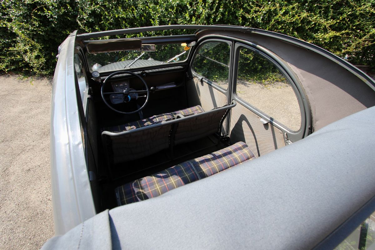 Citroën - 2 CV