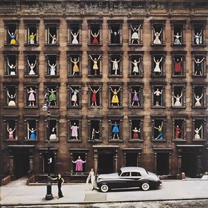 Gigli Ormond - Girls in the Windows, New York