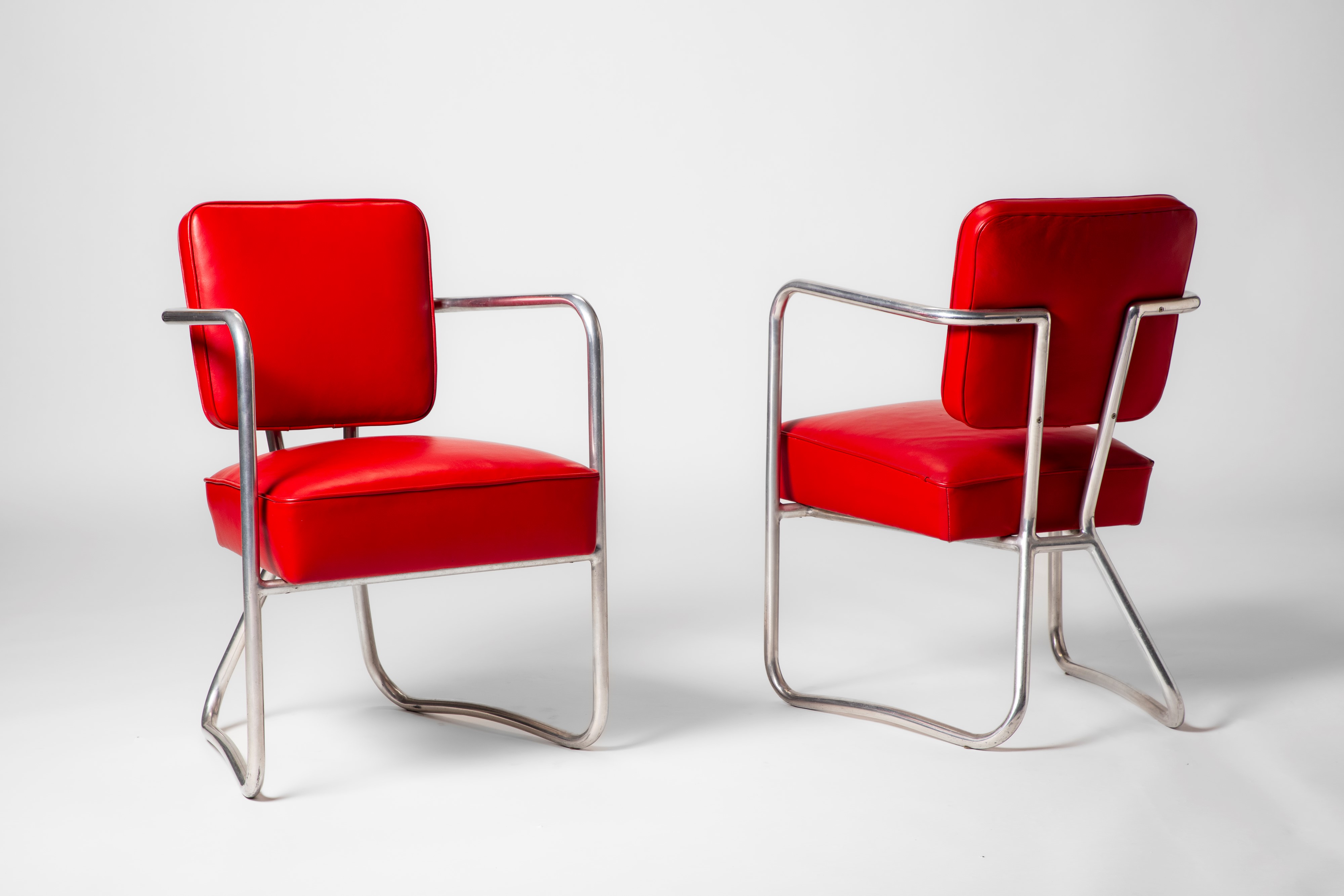 Coppia di poltroncine per gli Uffici di Palazzo Montecatini, Milano