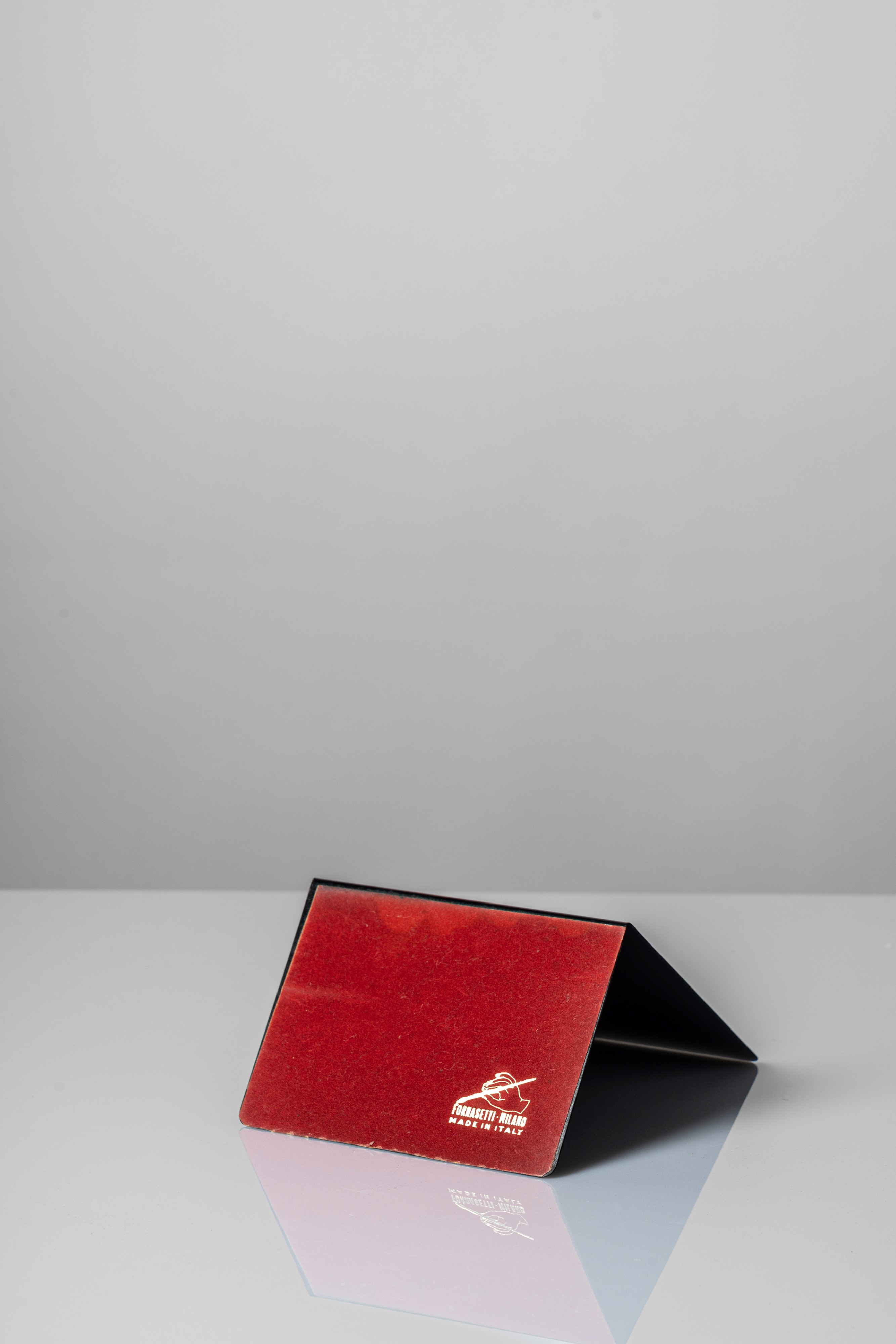 Coppia di fermalibri 'strumenti musicali'