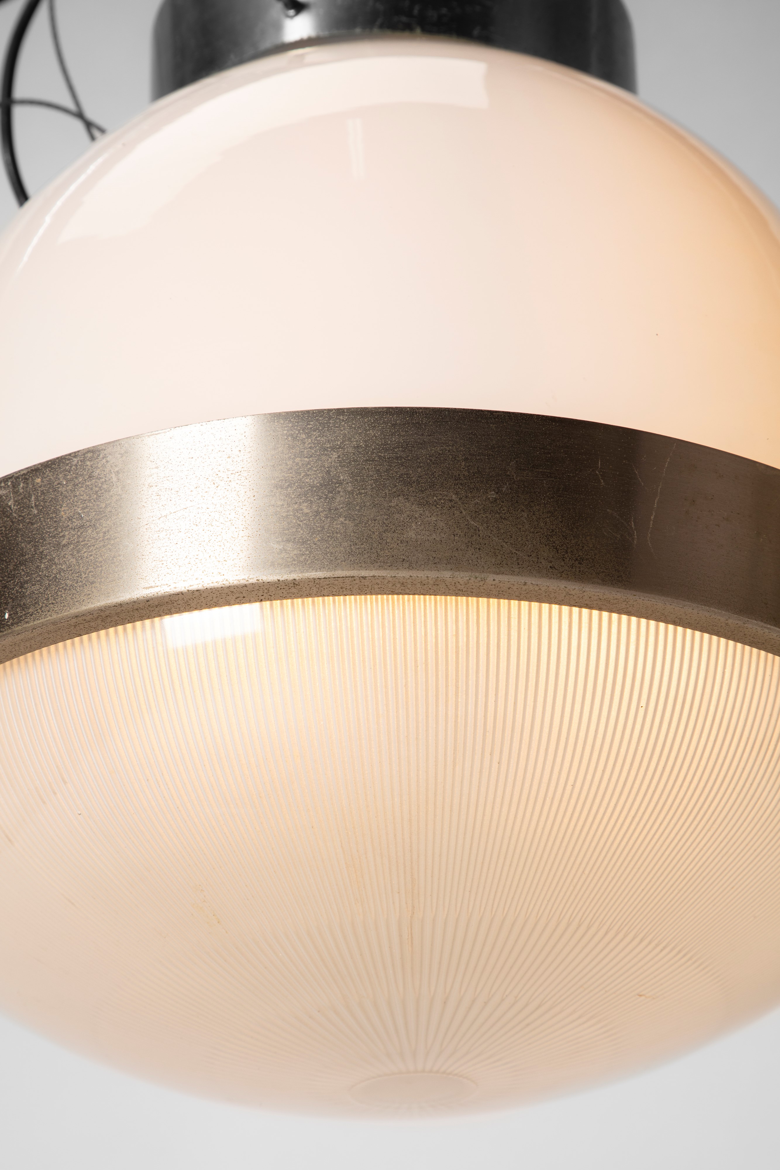 Lampada a sospensione, modello Delta