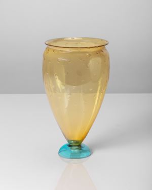 Vaso in vetro 'pagliesco'
