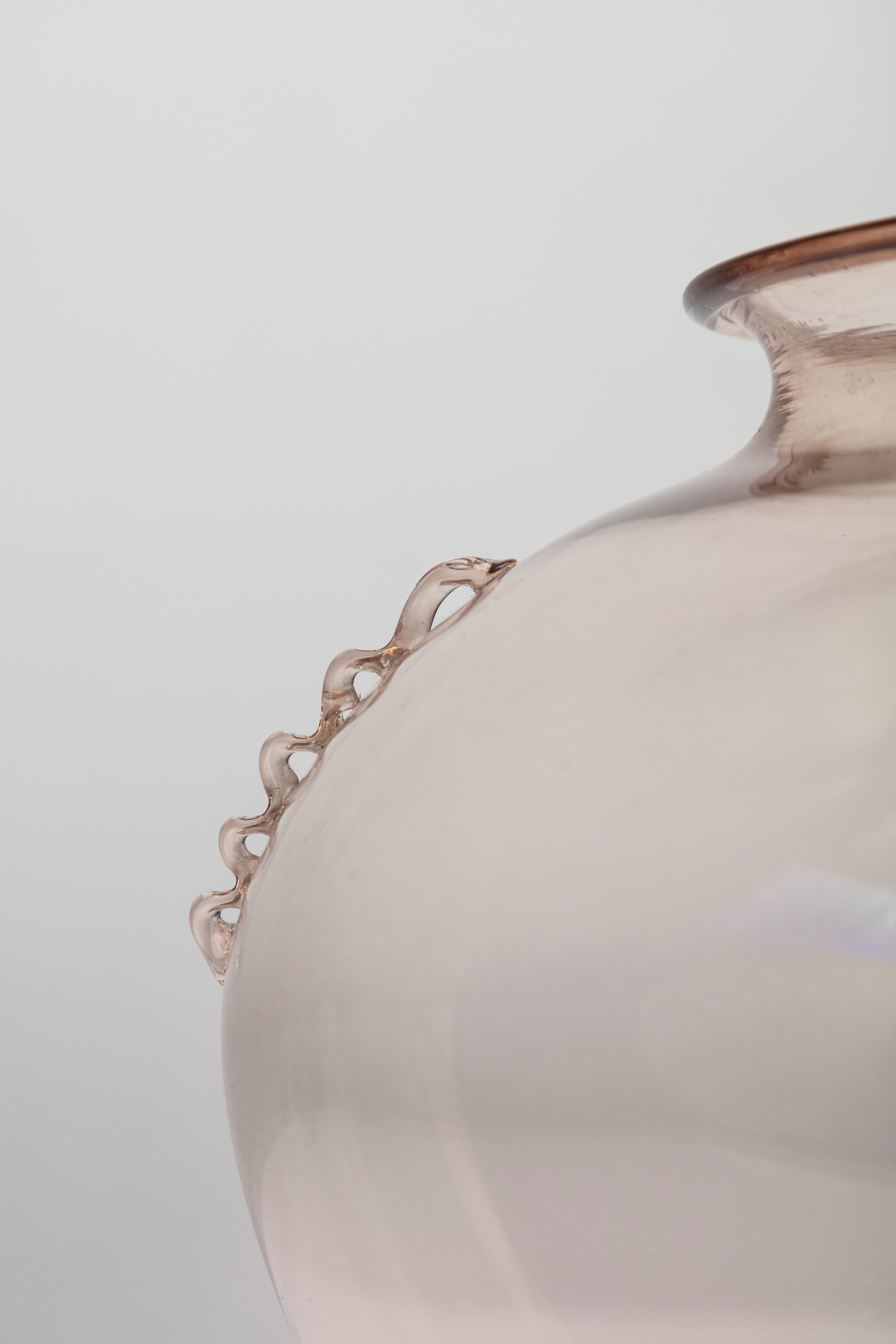 Vaso con anse bilaterali