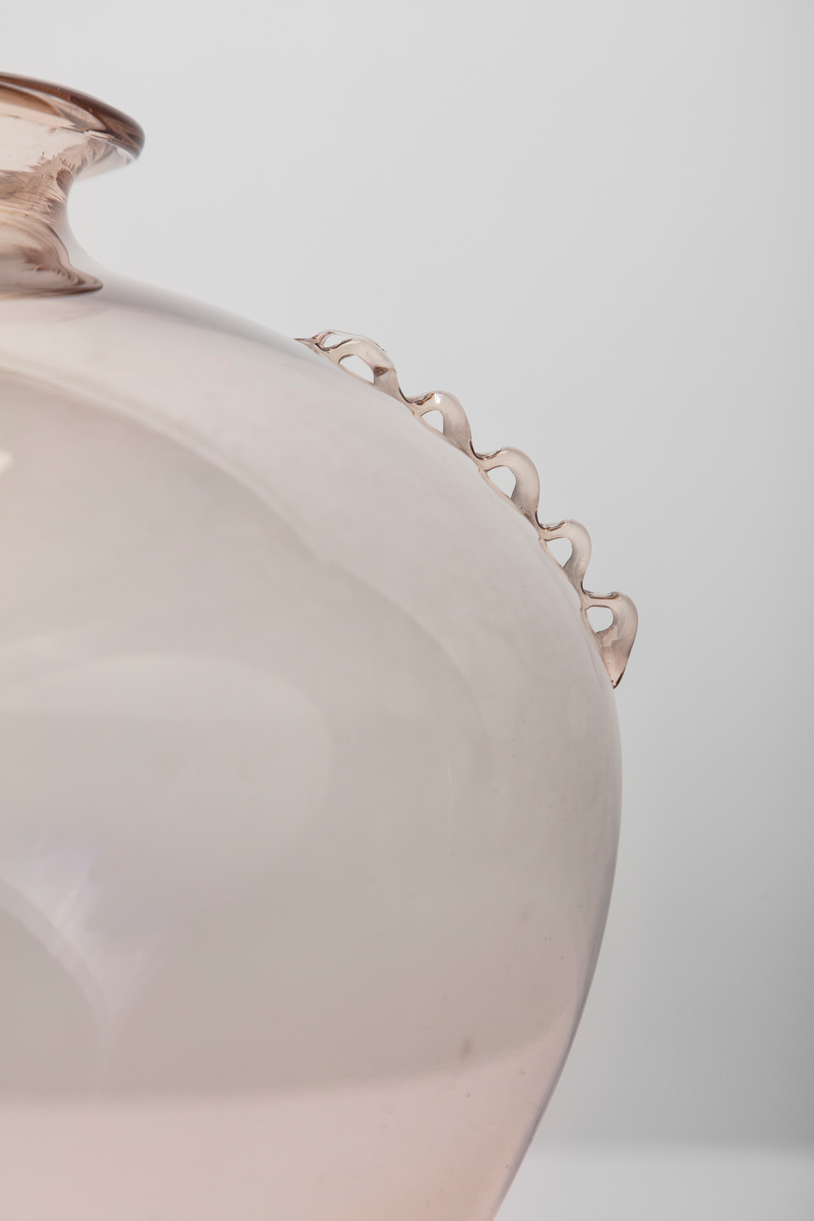 Vaso con anse bilaterali