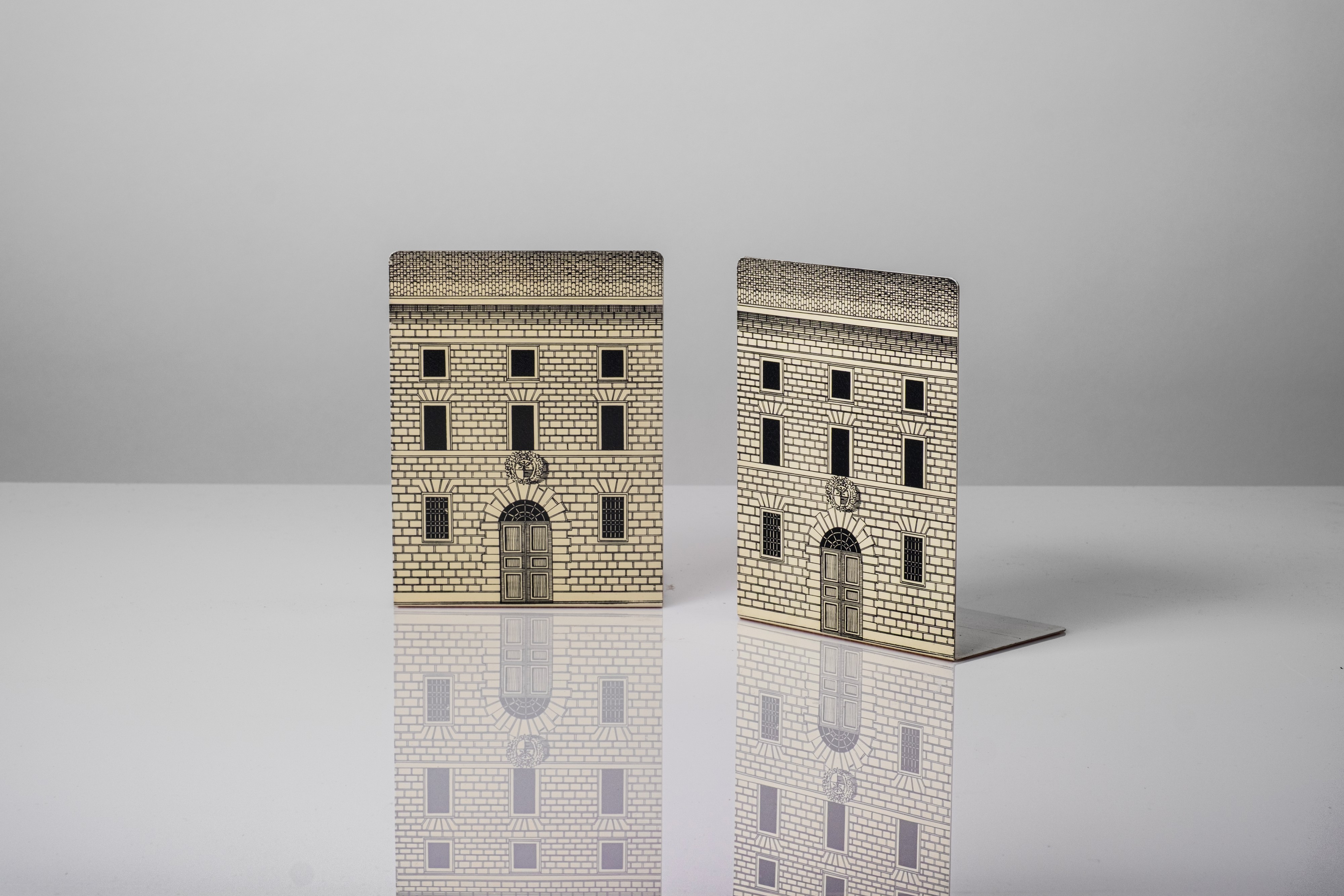 Piero Fornasetti - Coppia di Fermalibri, Decoro Architettura