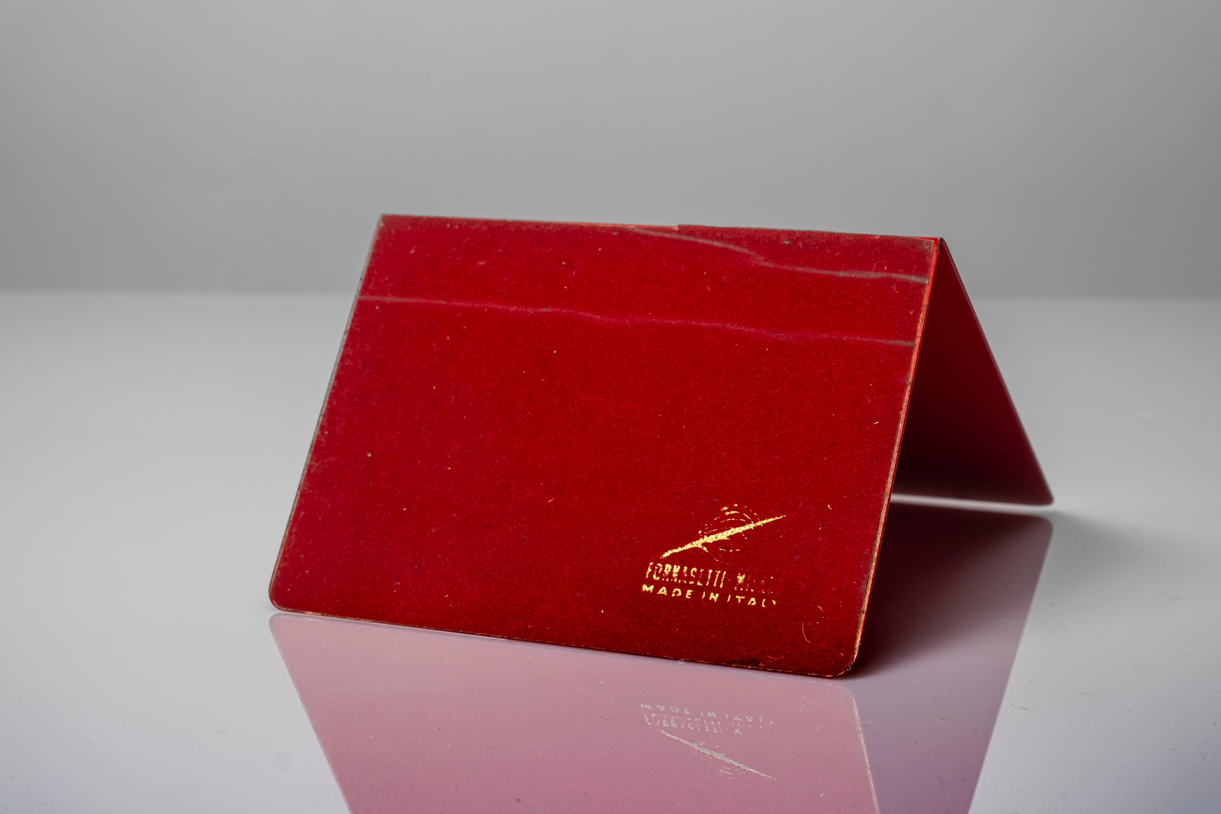 Coppia di fermalibri, decoro Cammei