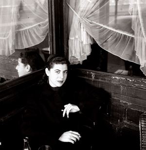 Boubat Edouard - Femme, Paris VI arrondissement 
