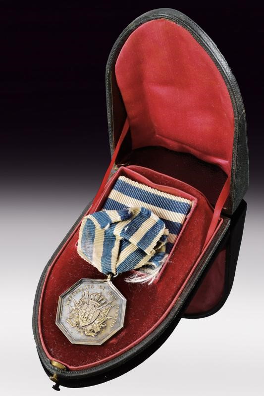 Medaglia di prima classe per 25 anni di servizio, in astuccio