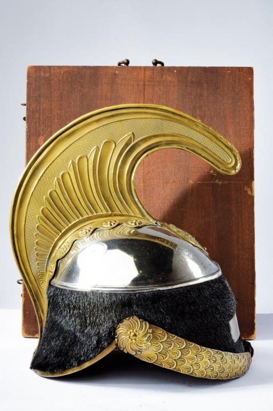 Elmo da ufficiale di cavalleria con custodia, epoca Vittorio Emanuele III