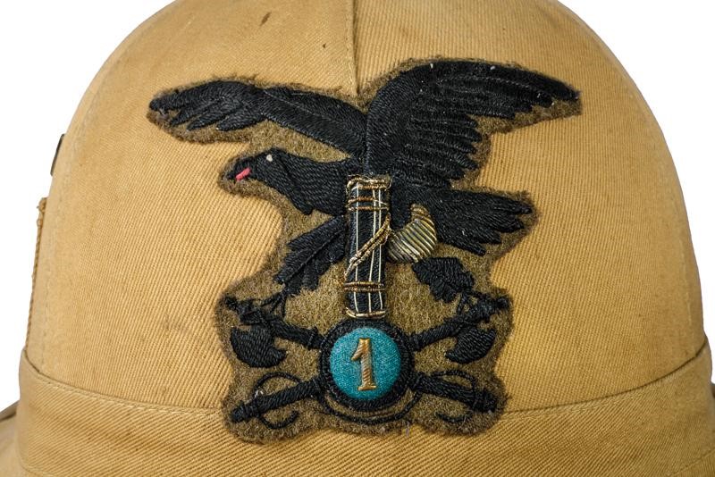 Casco coloniale della milizia forestale