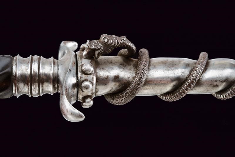 Interessante e raro pugnale appartenuto al Conte V. A. Sallier della Torre