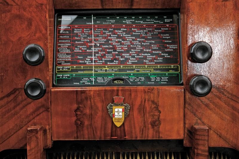 Grande Radio Marelli Modello Assab