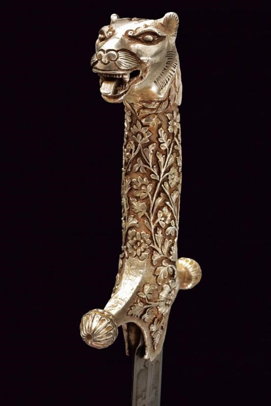 Bella sciabola da ufficiale con lama inglese