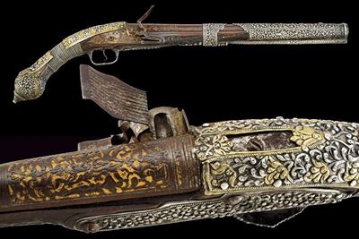 Bellissima Pistola a Pietra Focaia con Fornimenti in Argento