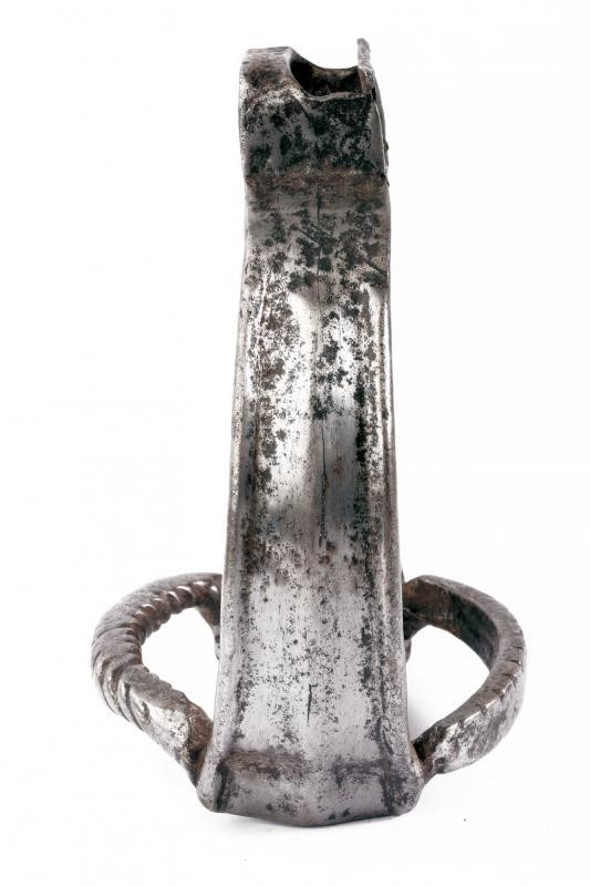 Rara e Pesante Staffa
