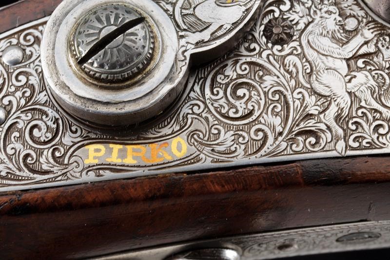 Magnifica Pistola da Tiro a Luminello di Carl Pirko