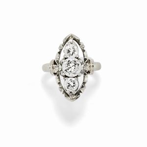 Anello con diamanti
