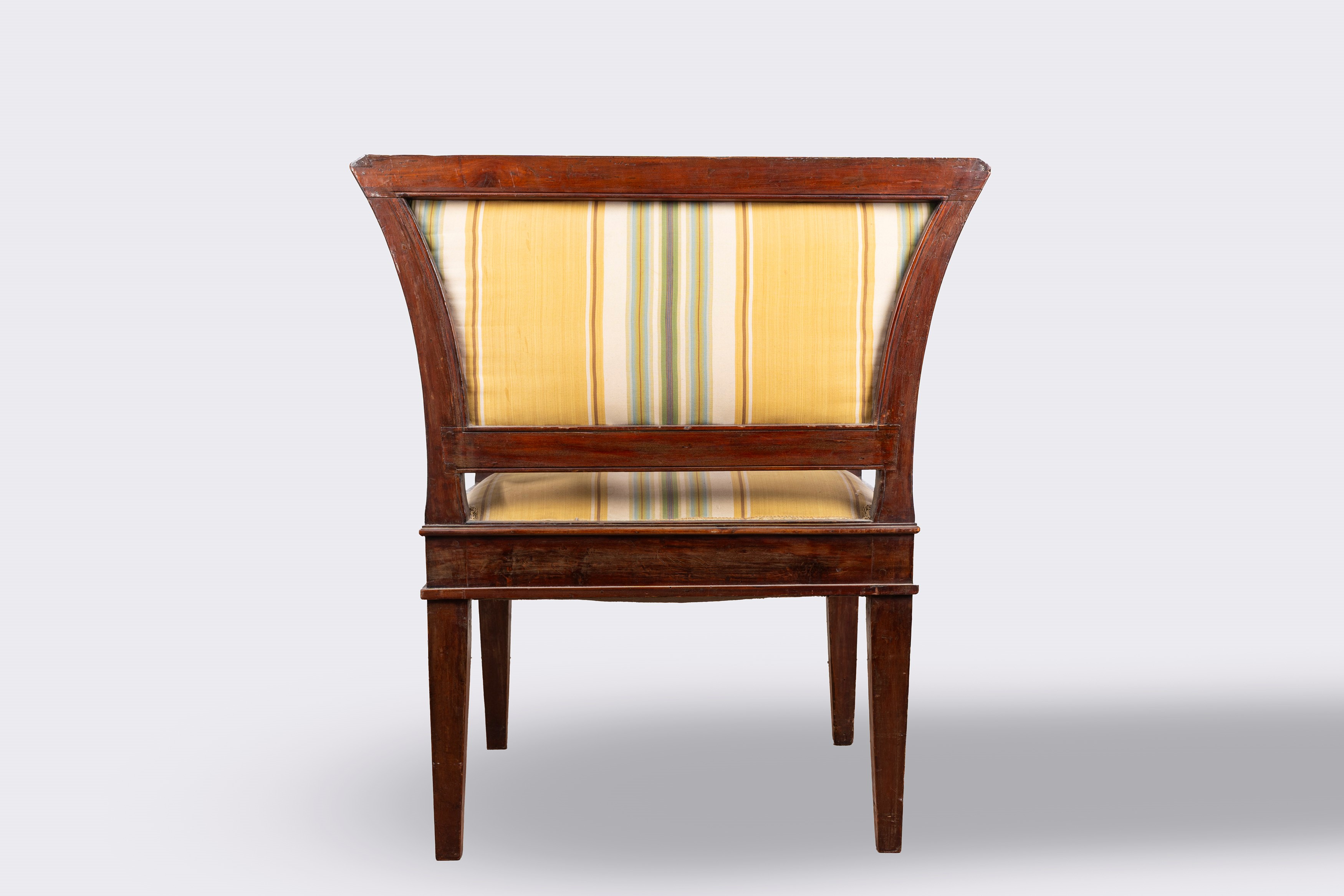 Lotto composto da un divanetto e una poltrona, secolo XIX