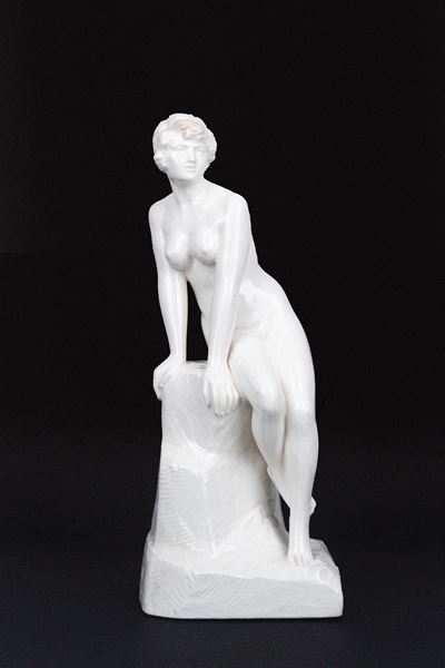 Nudo di Donna Seduto