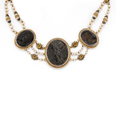 Collana con Cammei