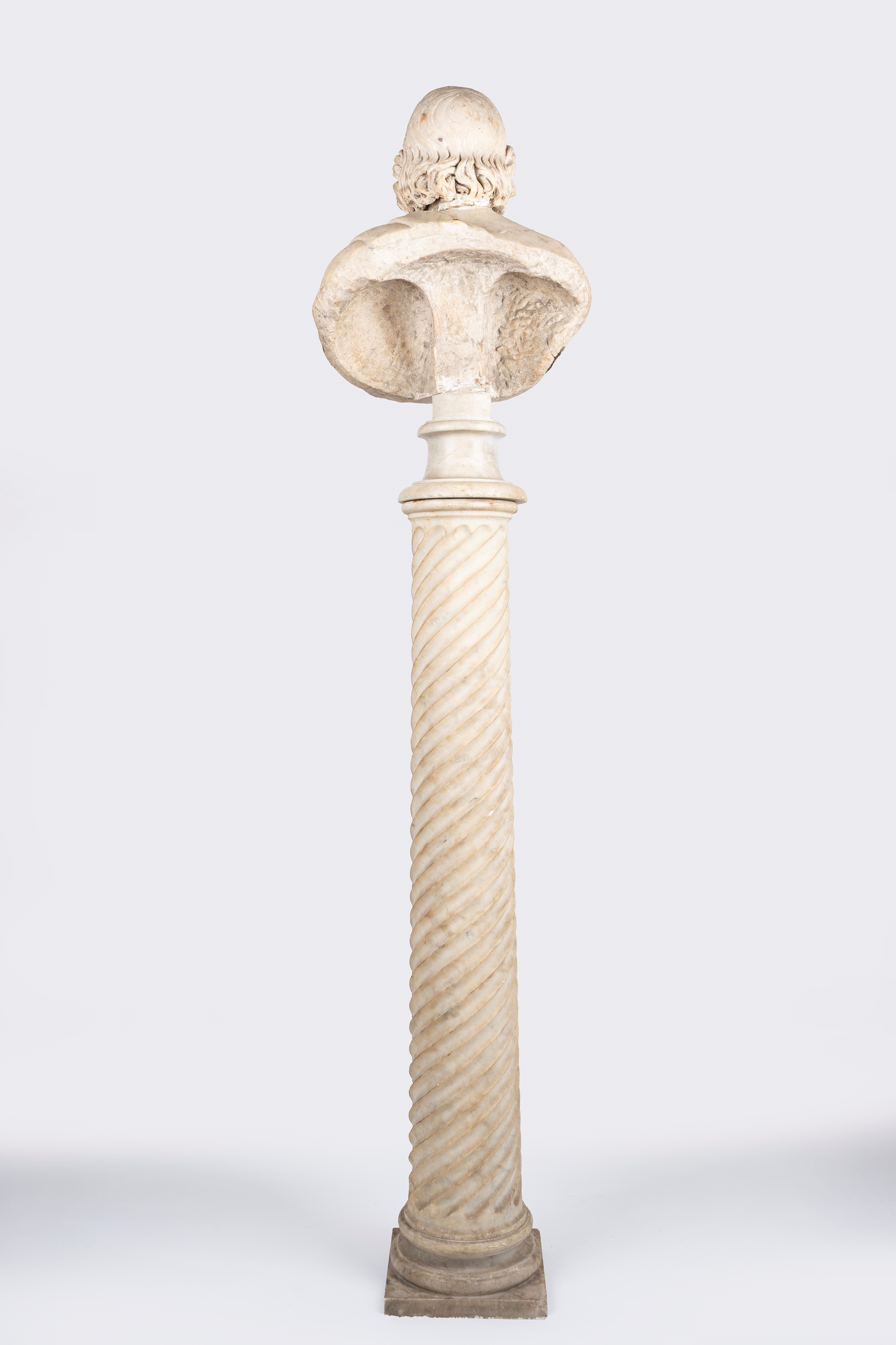 Antica Scultura in Marmo Raffigurante Busto di Filosofo