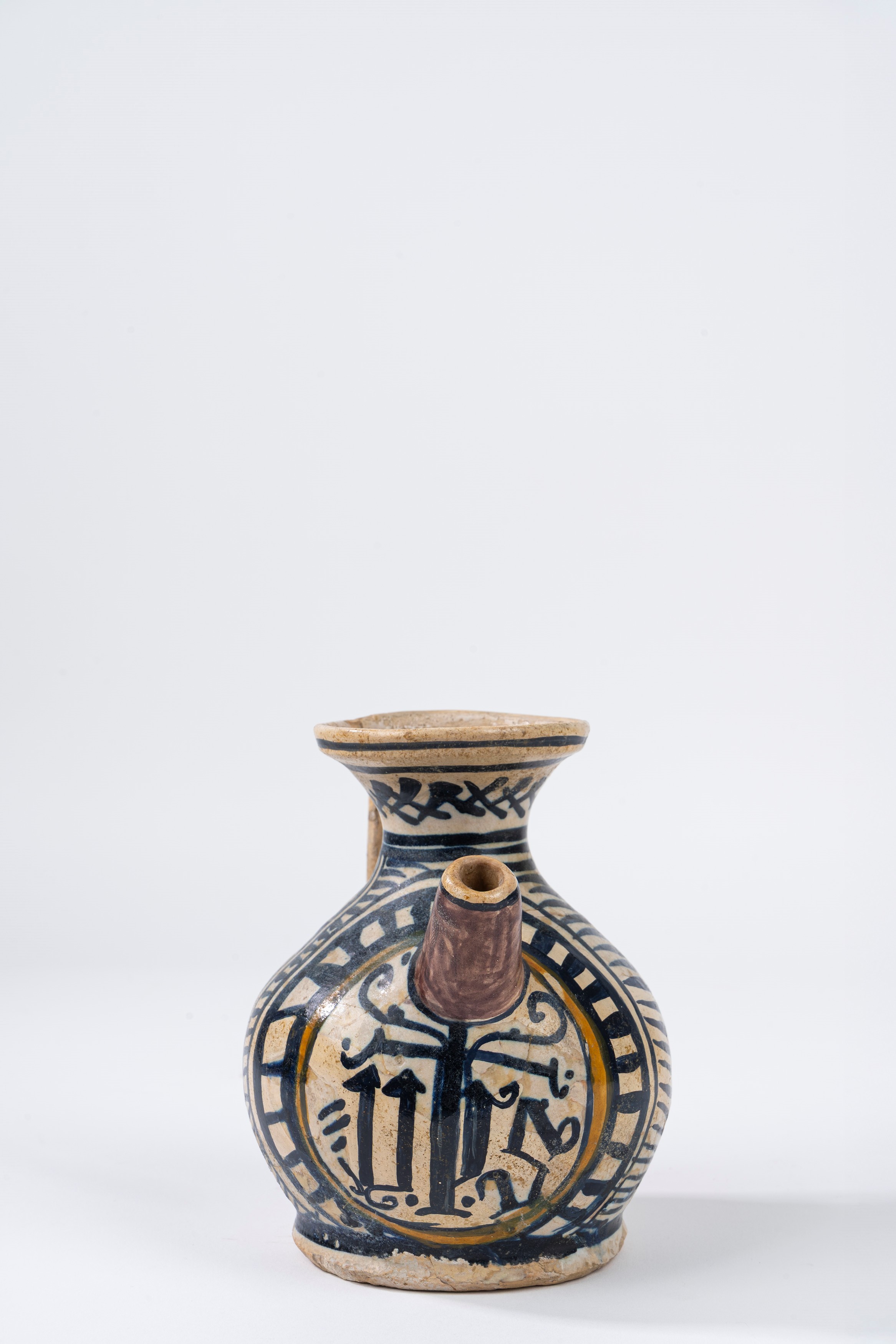 Piccola Ampolla da Olio in Maiolica Policroma, Area Adriatica, Fine Secolo XV-inizio Secolo XVI