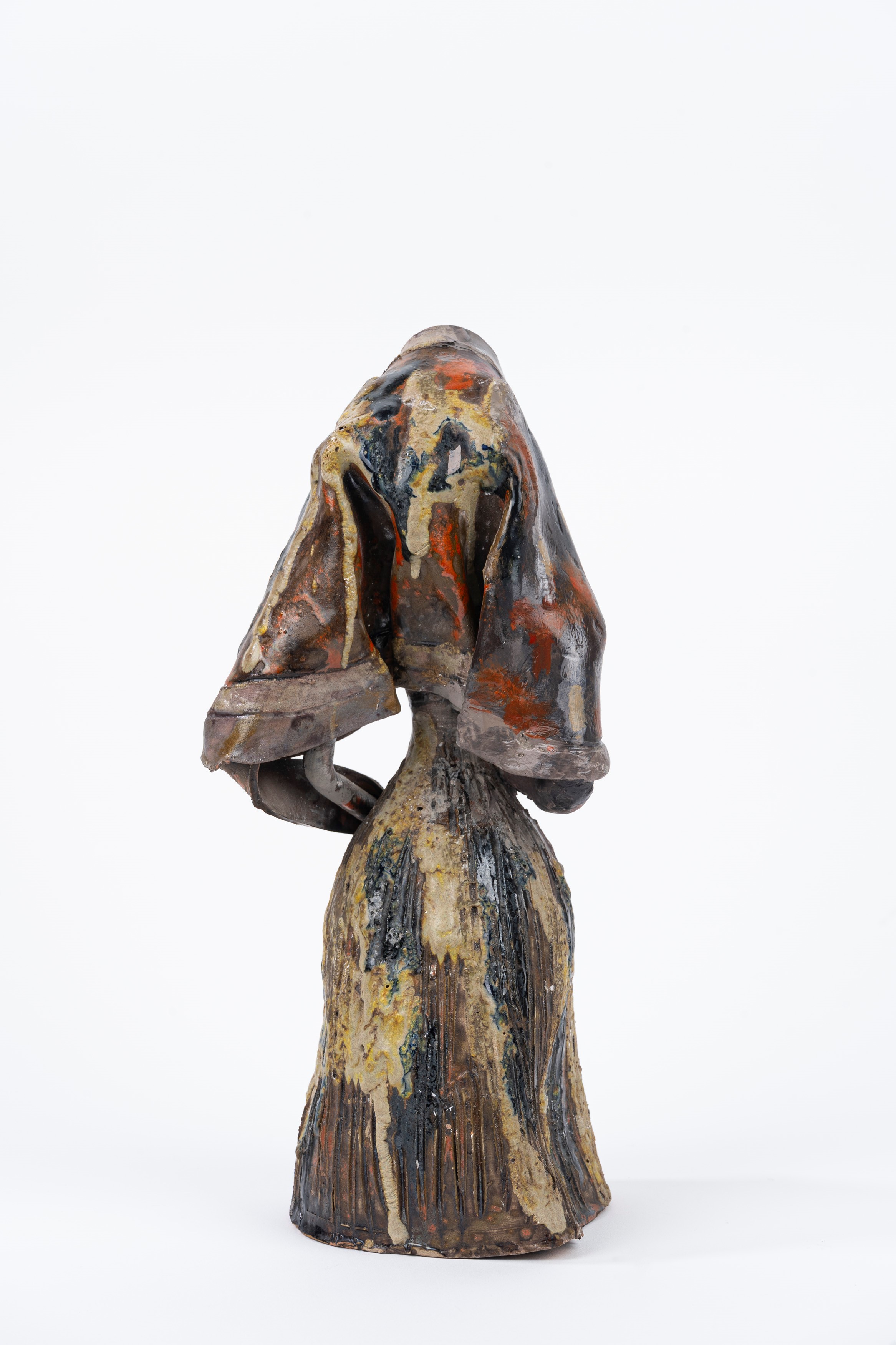 Scultura in Ceramica Policroma Raffigurante Donna in Costume Sardo, Emilia Palomba