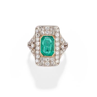 Anello con Smeraldo