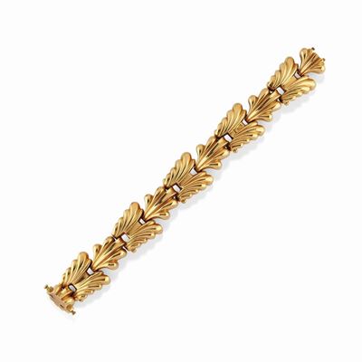 Bracciale in oro giallo 18K, realizzato a foglie, circa 1940