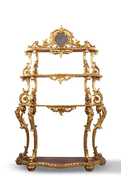 Etagere in Legno Intagliato e Dorato con Fronte Mosso, in Stile Luigi XV, Secolo XIX