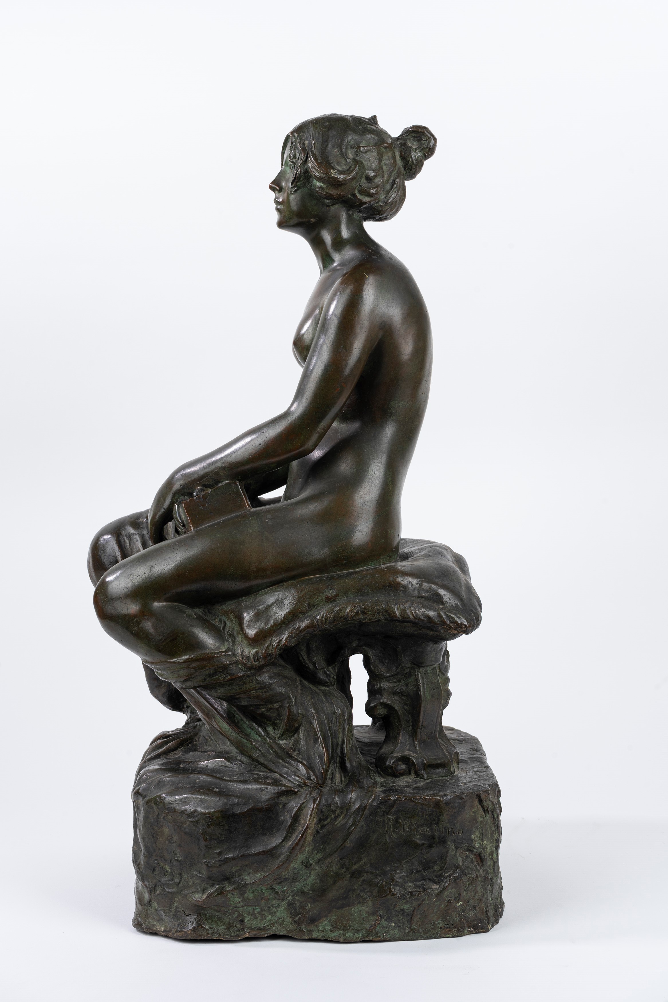 Raffaele Marino - Nudo di Giovane Donna Seduta